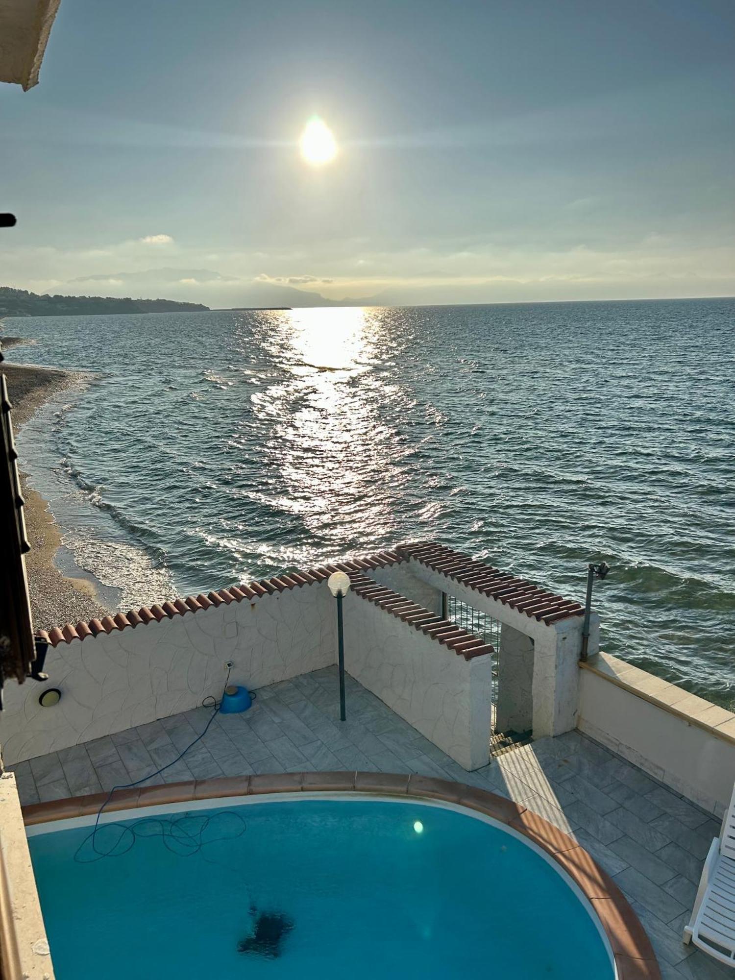 Casa Vacanza Barbera - In Riva Al Mare Villa Trappeto  Exterior photo